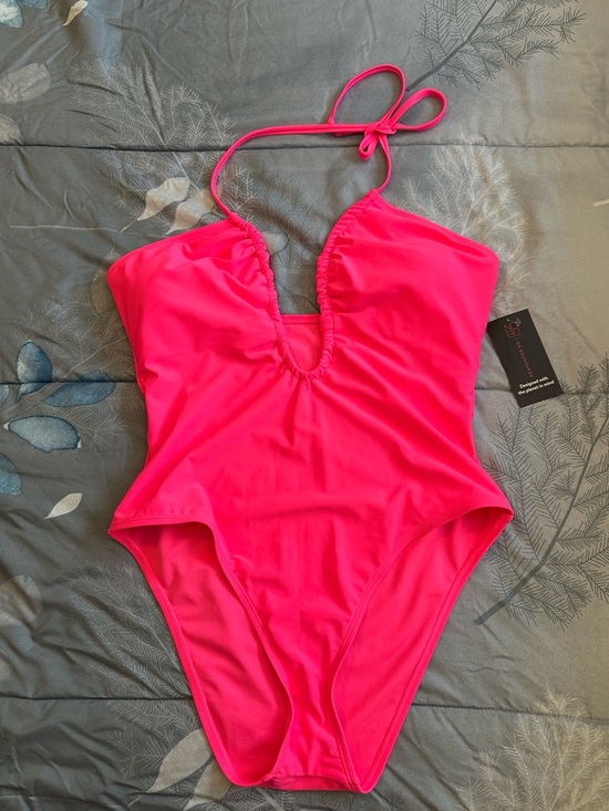 No Boundaries Other - NWTS No Boundaries Juniors Bright Hot Pink One-Piece Swimsuit Sz L 11/13